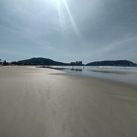 Apartamento Beira Mar - Enseada - Guarujá - 150 metros da praia Exterior foto