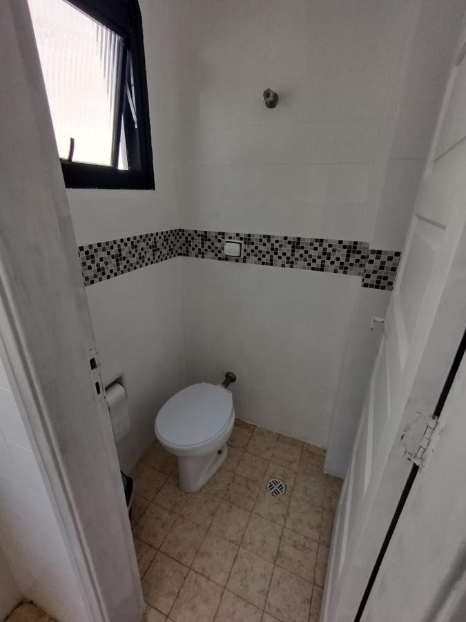 Apartamento Beira Mar - Enseada - Guarujá - 150 metros da praia Exterior foto